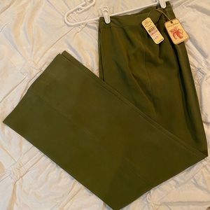 Tommy Bahama Fly to Fiji 💯 % silk pants 6